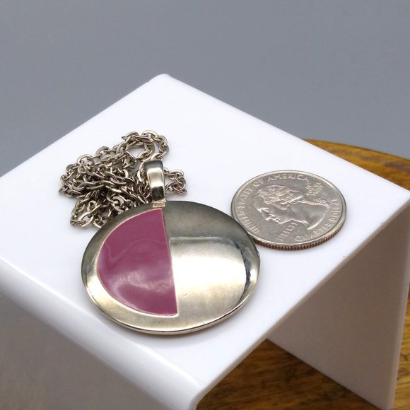 Vintage Reversible Circle Pendant Necklace, Silver Tone on Chain - Picture 5 of 5